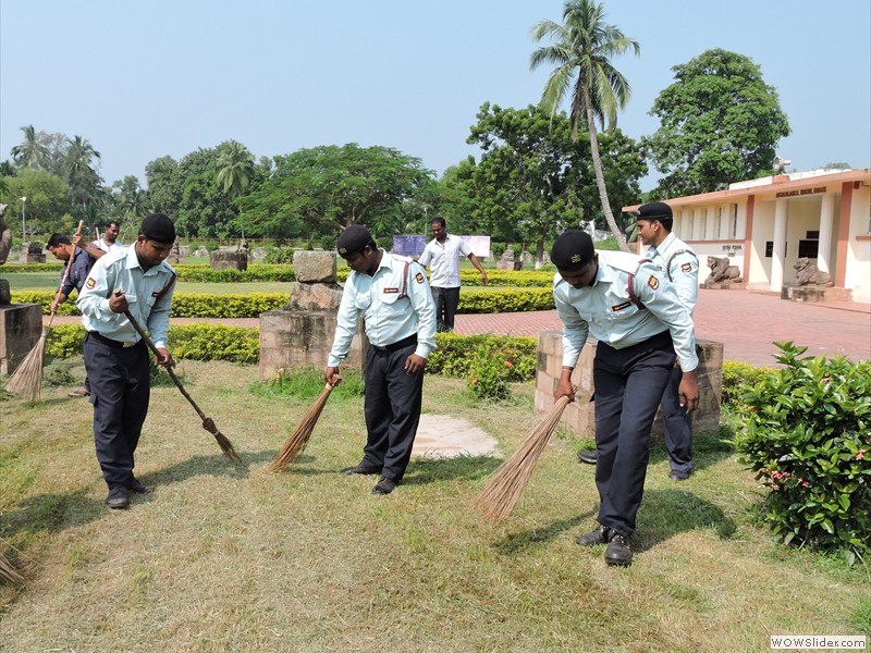 swachh bharat mission at Archaeological museum ,konark on 02.10.14